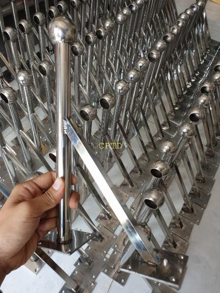 CÓC MÀN INOX 3 TẤC CÓ CHỐNG