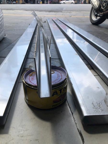 U THÉP MẠ KẼM 100mm (CÓ SẴN)